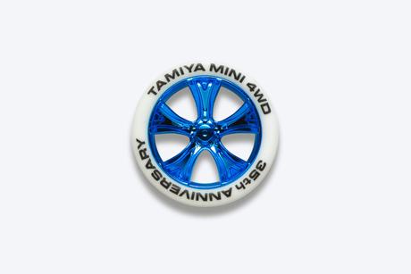 Jr 35Th Anniversary Tire/Wheel White Tires/Blue Plate A-Spoke