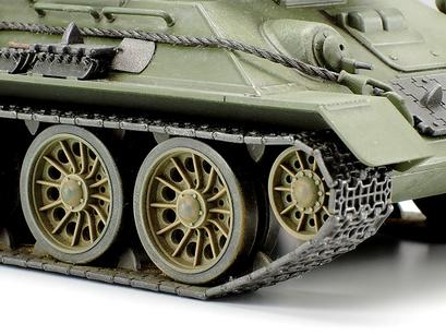 1/48 Russian Med Tank T34/85 none 4 1/48 Russian Med Tank T34/85 none