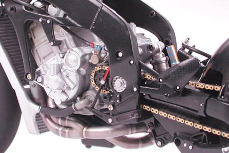 Yamaha Yzr-M1 50Th Anniversary U.S. Inter-Coloring Edition 6 Yamaha Yzr-M1 50Th Anniversary U.S. Inter-Coloring Edition