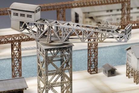 150 Ton Crane Paper Craft Diorama