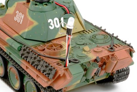 Rc Panther Type G Late Prod 1/35 W/2.4Ghz Control Unit 4 Rc Panther Type G Late Prod 1/35 W/2.4Ghz Control Unit