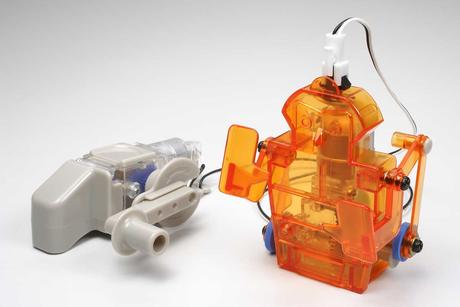 Sumo Wrestler Robot W/ Wind-Up Generator