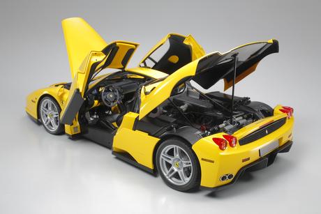 1/12 Enzo Ferrari Yellow Ver. Semi-Assembled Premium Model