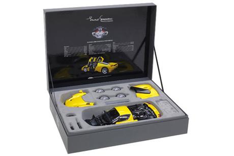 1/12 Enzo Ferrari Yellow Ver. Semi-Assembled Premium Model 7 1/12 Enzo Ferrari Yellow Ver. Semi-Assembled Premium Model